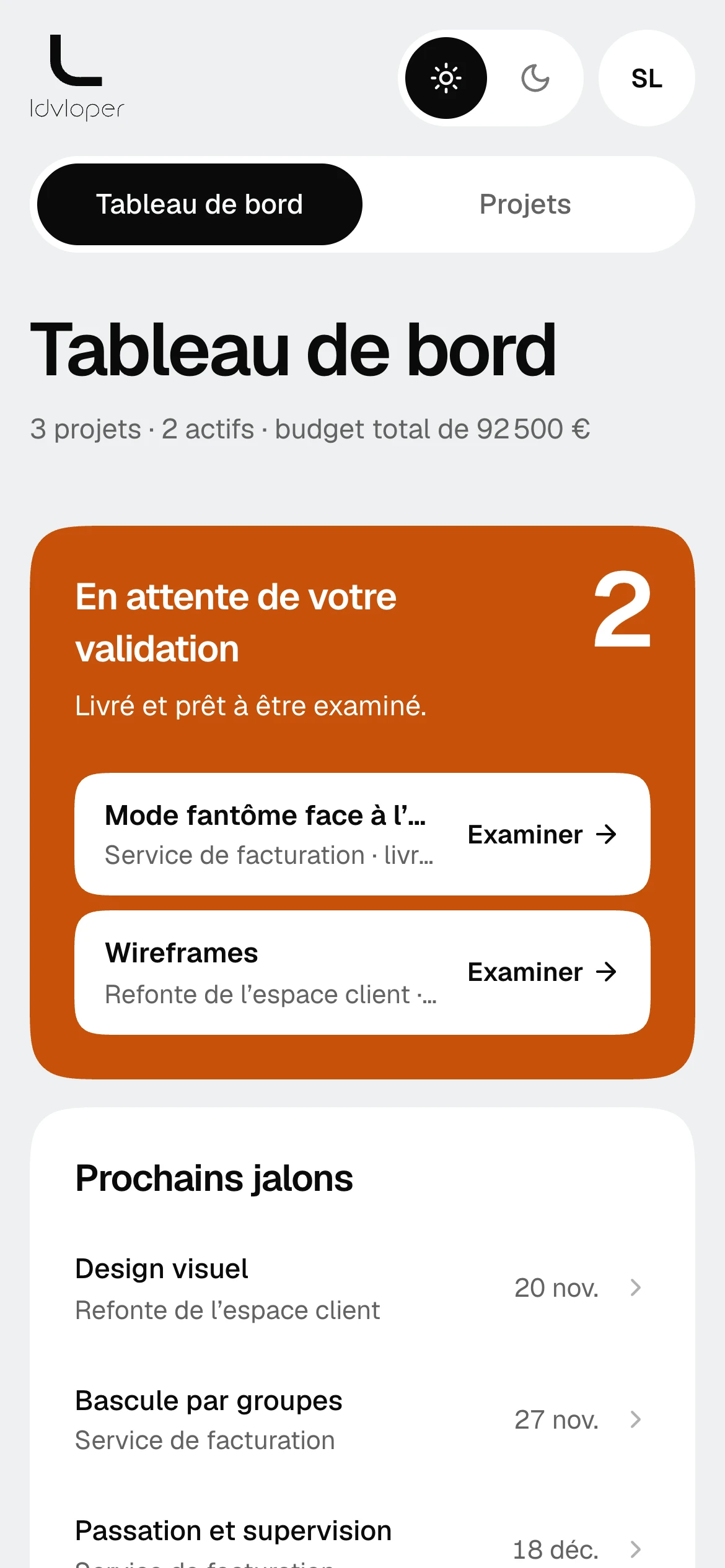 Tableau de bord du portail client : jalons en attente de votre validation, prochains jalons, et pour chaque projet le budget, l’avancement et les dépenses.